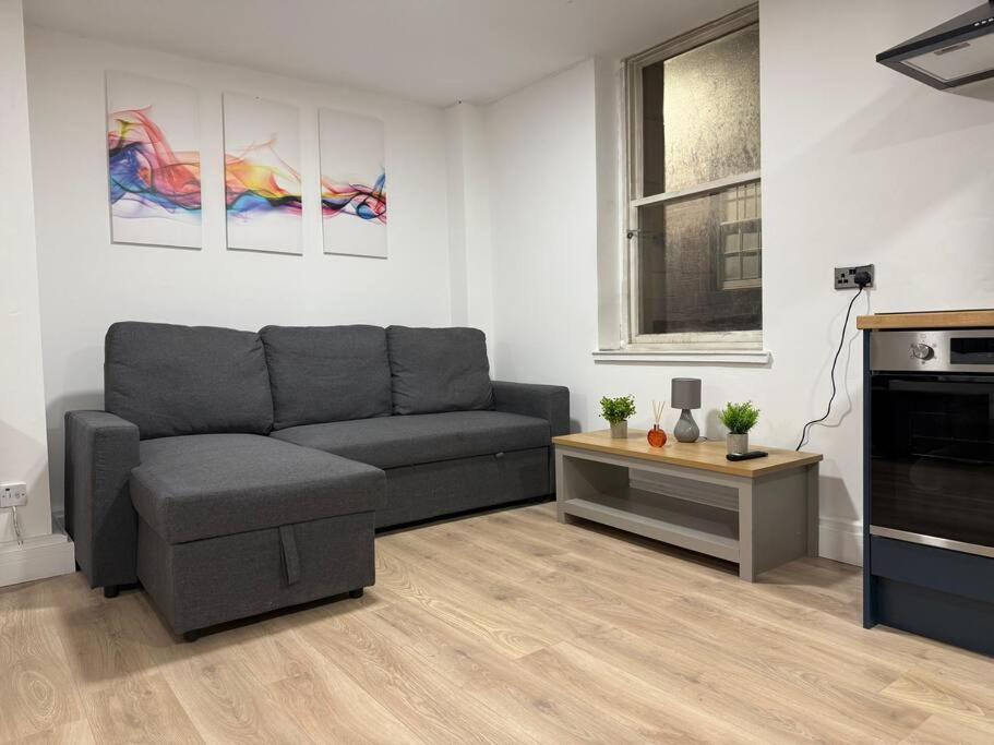 Modern 1 Bedroom - 5 Min Walk From Princess Street Eb1 Edinburgh Dış mekan fotoğraf
